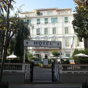 Alexander & Hotel San Remo